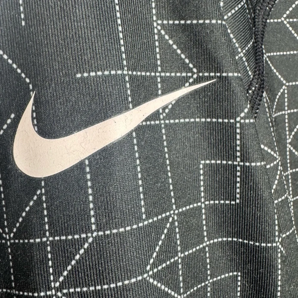 Nike Pro Dri fit Women's Large Warm Athletic Long Sleeve layer Shirt running